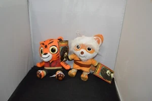 Juego de 2 Kung Fu Panda Sentado Cabeza Grande TIGRES, MASTER SHIFU Peluche con etiquetas A7 - Imagen 1 de 3
