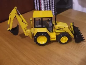 Seltener Conrad 2955/2956 Kobelco TLK860 Seitenschieber Baggerlader, 1:35, top - Bild 1 von 5