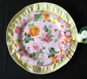 PLACA CERÁMICA DECORATIVA HECHA A MANO ACRÍLICO MULTICOLORES ENCAJE Y TELA FLORES - Imagen 1 de 1