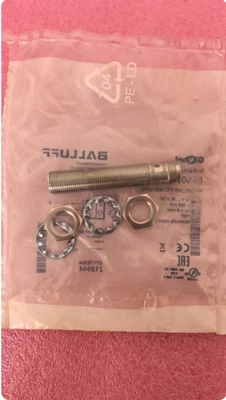 1Pcs New Balluff BES0068 BES M12MI-PSC40B-S04G - Image 1 of 2