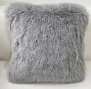 Light Grey Faux Fur Soft and Fluffy Zip Up Cushion Cover 43cm x 43cm / 17" x 17" - Picture 1 of 3