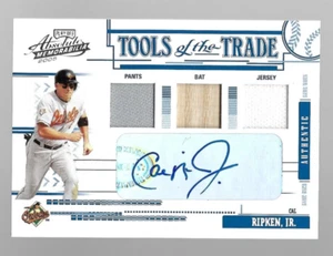 2005 Playoff Absolute Tools Of The Trade Cal Ripken JR. Jersey Bat Auto #4/25 - Picture 1 of 2