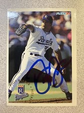 Billy Brewer Autographed 1994 Fleer Card #150 Kansas City Royals A-256