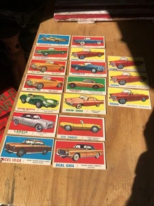 Tarjetas de autos deportivos Topps 1961 vintage teniente de 17 Firebird Alfa-Romero Aston-Martin+ - Imagen 1 de 4