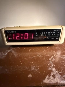 Sony Dream Machine Tan ICF-C240 FM/AM Digital LED Alarm Clock Radio Vintage - Picture 1 of 8