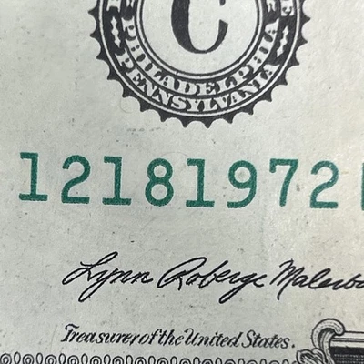 BIRTHDAY NOTE 12-18-1972 Who Was Born On This Day, December 18, 1972 - Image 1 of 2