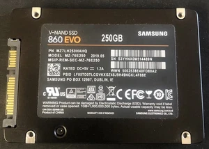 SAMSUNG 860 EVO MZ-76E250 250 GB SSD SATA 2.5 " HARD DRIVE - Picture 1 of 2