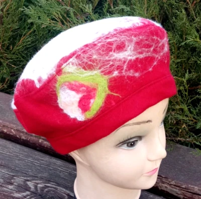 Berretto donna in feltro bordeaux.Cappello invernale caldo.Berretto con motiv... - Immagine 1 di 4