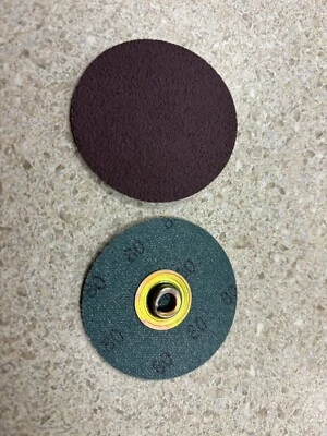 2" X 80 Grit A/O 2 Ply TSM Quick-Change Disc #522406, Cs/200 Pcs. - Image 1 of 3