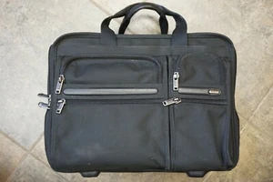 Tumi Alpha Wheeled Deluxe Expandable Brief Luggage Leather Black 26103D4 - Picture 1 of 8