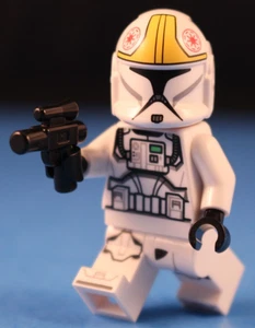 LEGO® STAR WARS 75432 TORRENT V-19 CLONE PILOT Minifigure + blaster 100% LEGO - Picture 1 of 8