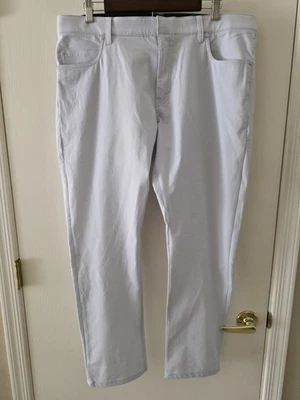 Pantalones de golf Nike Dri-Fit para hombre 36x29 calce ajustado marfil frente plano primavera 2023 Foto 1 de 4