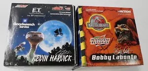 2001 BOBBY LABONTE #18, 2002 KEVIN HARVICK #29 CASCHI PICCOLI 1/4 - Foto 1 di 5