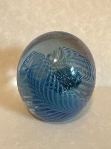 Robert Eickholt Studio Art Glass Paperweight Signed 3" x 2.5" - Picture 1 of 4