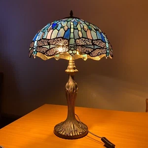 16 INCH BLUE DRAGONFLY TIFFANY STYLE TABLE LAMP STAINED GLASS SHADE HANDCRAFTED - Picture 1 of 13