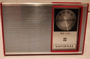 Vintage Red National Panasonic Transistor Radio R-1034 Transistor -Working :) - Bild 1 von 8