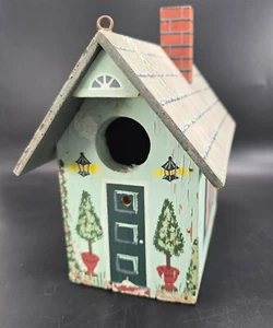 Vintage Birdhouse Green Hand-Painted Wooden Cottage Chimney Windows CM2034 - Picture 1 of 13