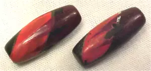 2 Art Deco Buttons Toggle Red & Black Thermoplastic Oblong Vintage - Picture 1 of 4
