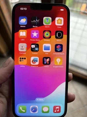 Telefono Iphone 13, in ottimo stato e usato pochissime volte - Immagine 1 di 4