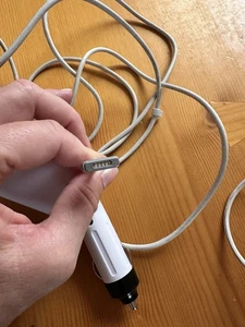 2 X Apple 85W MagSafe 2 Power Adapter (MacBook Pro Retina Display) - Bild 1 von 2