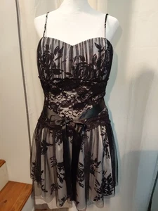 Y2k Tabu Mini Babydoll Spitze & Netz Schlupfkleid gefüttert Peekaboo Stickerei XL - Bild 1 von 8