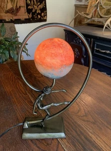 Antike Vintage Jugendstil Art Deco Akt Dame tanzende Lampe mit Glaskugel 14,5"T - Bild 1 von 24