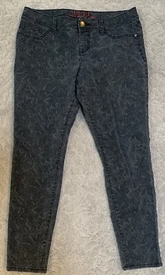 Elle Cropped Lace Embroidered Faded Black Size 12 Women’s Jeans - Image 1 of 4