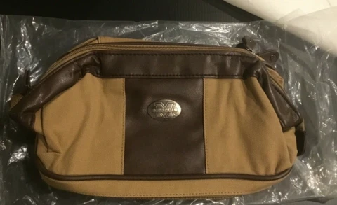 NEW NCAA Marshall Thundering Herd Toiletry Bag Waxed Canvas NEW NWT Cover