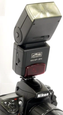 METZ Mecablitz 44 AF-3 Electronic Flash Unit for Digital / SLR NIKON & Video - Image 1 of 4