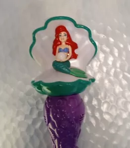 Disney Die kleine Meerjungfrau Ariel Muschelschale beleuchtet musikalischer Blasenstab FUNKTIONIERT - Bild 1 von 13