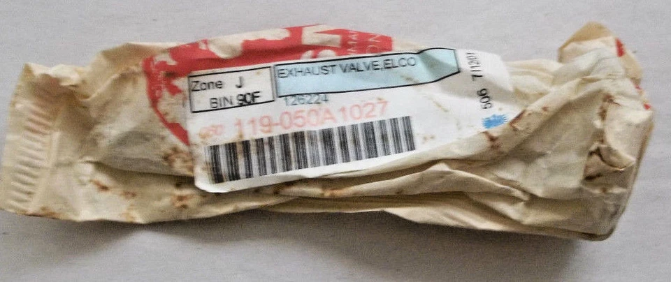 Válvula de escape - 119 050 10 27 - Mercedes-Benz 400E/500SL/E420/S420/S500/SL500 Foto 1 de 1