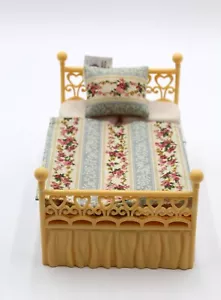 Caring Corners Dollhouse PARENTS BED Double W/ Throw Pillow 2007 Learning Curve - Picture 1 of 9