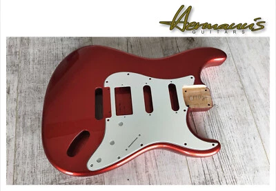 HERMANN´S Strat, Stratocaster 11 Loch Pickguard, SSH Fräsung, Vintage White, US Size