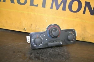 CLIO MK3 2009 - 2012 HEATER DIALS CONTROLS NO AC - Picture 1 of 3