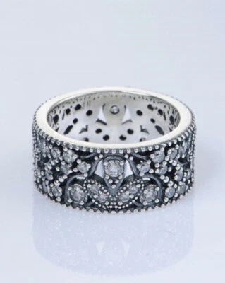 AUTHENTIC PANDORA RING SZ 5 2015 Autumn Sparking Leaf Ring - Image 1 of 4