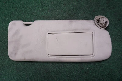 Honda CR-V LX 2017 2018 2019 parasol derecho OEM 1 pieza 1944392 Foto 1 de 4