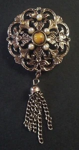Round Silver Tone with Pearls Brooch Pin Costume Jewelry AS IS - Picture 1 of 2