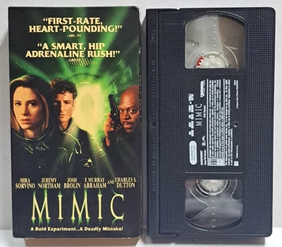 Mimic (VHS, 1998) Mira Sorvino Jeremy Northam pre-owned - Image 1 of 3