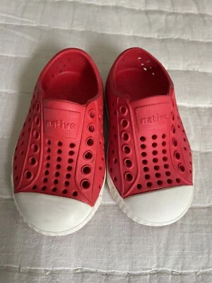 Native Kids Water Shoes Red Size C4 - Image 1 of 4