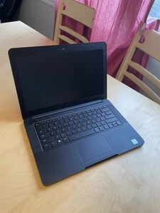 Razer Blade 14 Gaming Laptop I7-7700HQ, GTX1060, 16gb Ram, 500gb SSD - Picture 1 of 3