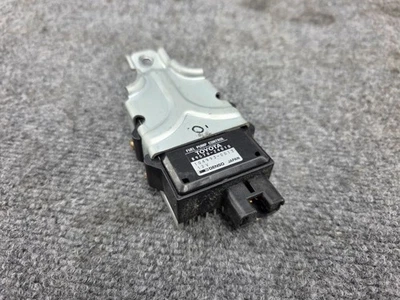 LEXUS 1992-2000 SC400 SC300 OEM FUEL PUMP RELAY ECU CONTROL MODULE - Image 1 of 4