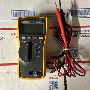 Fluke 110 Plus Essential Multimeter Excellent Shape - Picture 1 of 2