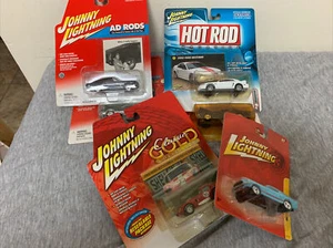 Johnny Lightning Muscle Cars Lot of 6 MOC - Picture 1 of 13