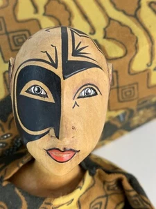 INDONESIAN Japanese Haunted Doll Carved Wood Batik + Box 6063 - Picture 1 of 12
