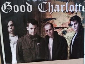 GOOD CHARLOTTE - GROUP POSE POSTER - 2001 Aquarius Posters #24-497 RARE - Picture 1 of 4