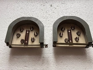 1x Keramikfassung für GU-81 GU81 GU-81M GU81M GU-80 GU80 / gebraucht - Bild 1 von 4