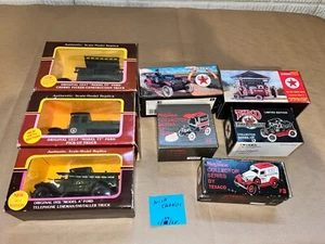 Lot of 8 NOS Die-cast Ertl Texaco and Yorkshire Bell Telephone Die-cast Trucks - Bild 1 von 12