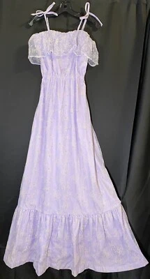 Vestido maxi vintage década de 1970 roxo babado flocado floral pastel fada XS/S pradaria - Imagem 1 de 4