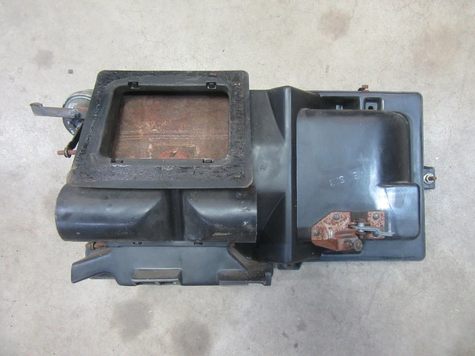 Mercury Marquis 1974 interior bajo tablero calefacción carcasa conducto montaje piezas  Foto 1 de 2