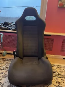 Nissan Skyline R33 GTR Front seats - Picture 1 of 11